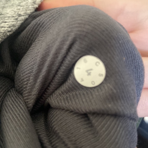 Lululemon Full Zip - Picture 6 of 6